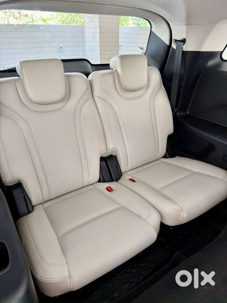 Mahindra Xuv700 2.2 Ax 7 Diesel Mt Luxury Pack Str, 2024, Diesel