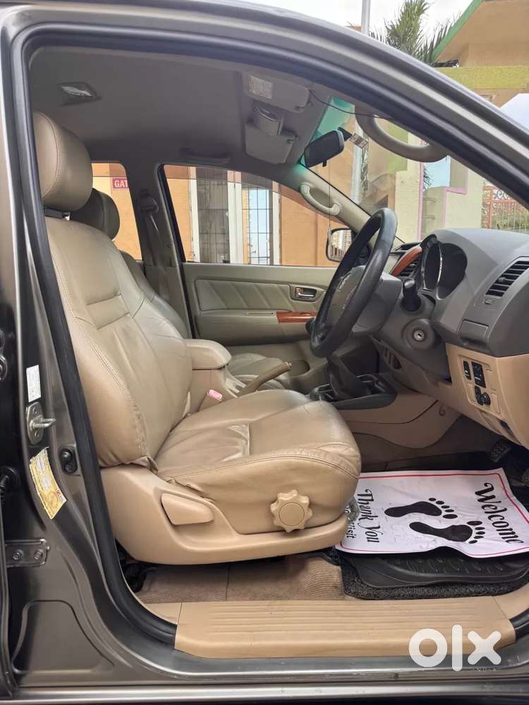 Toyota Fortuner, 2011, Diesel