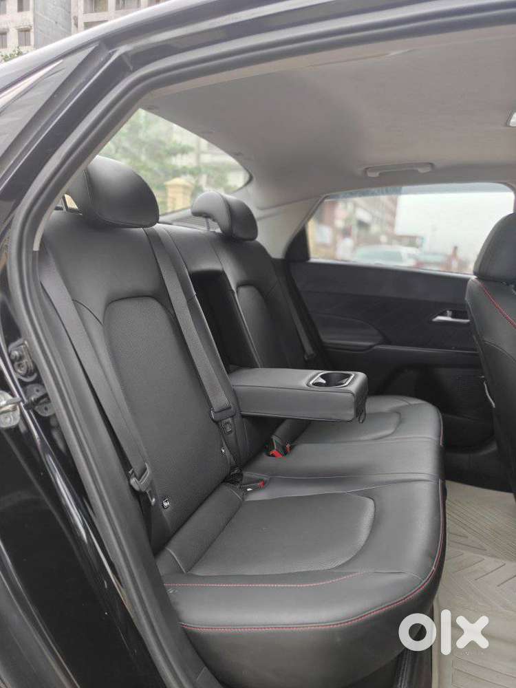 Hyundai Verna Sx (o) 1.5 Turbo Petrol Dct, 2023, Petrol