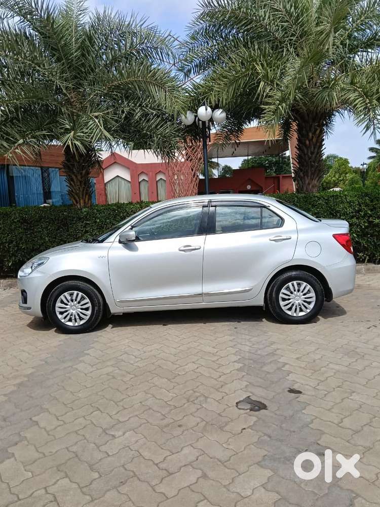 Maruti Suzuki Dzire 1.2 Vxi Amt, 2019, Cng & Hybrids
