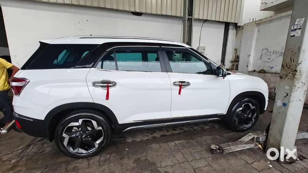 2023 Hyundai Alcazar 1st Owner
