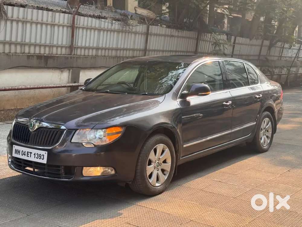 Skoda Superb 2011 Diesel 77000 Km Driven