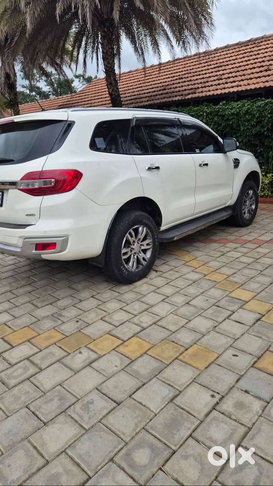 Ford Endeavour 2017 Diesel Well Maintained