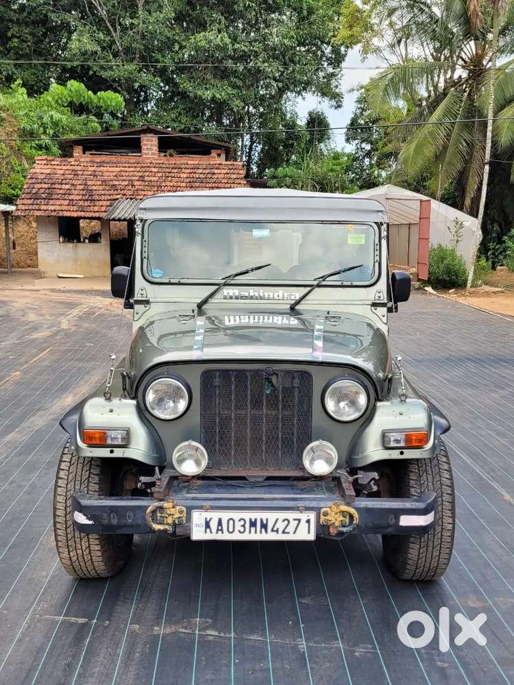 Thar Crde 4x4ac (army Officers Vehicle)