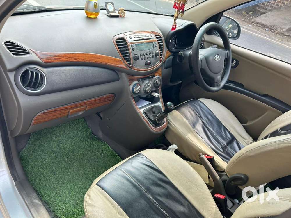 Hyundai Petrol Manual Car 2014