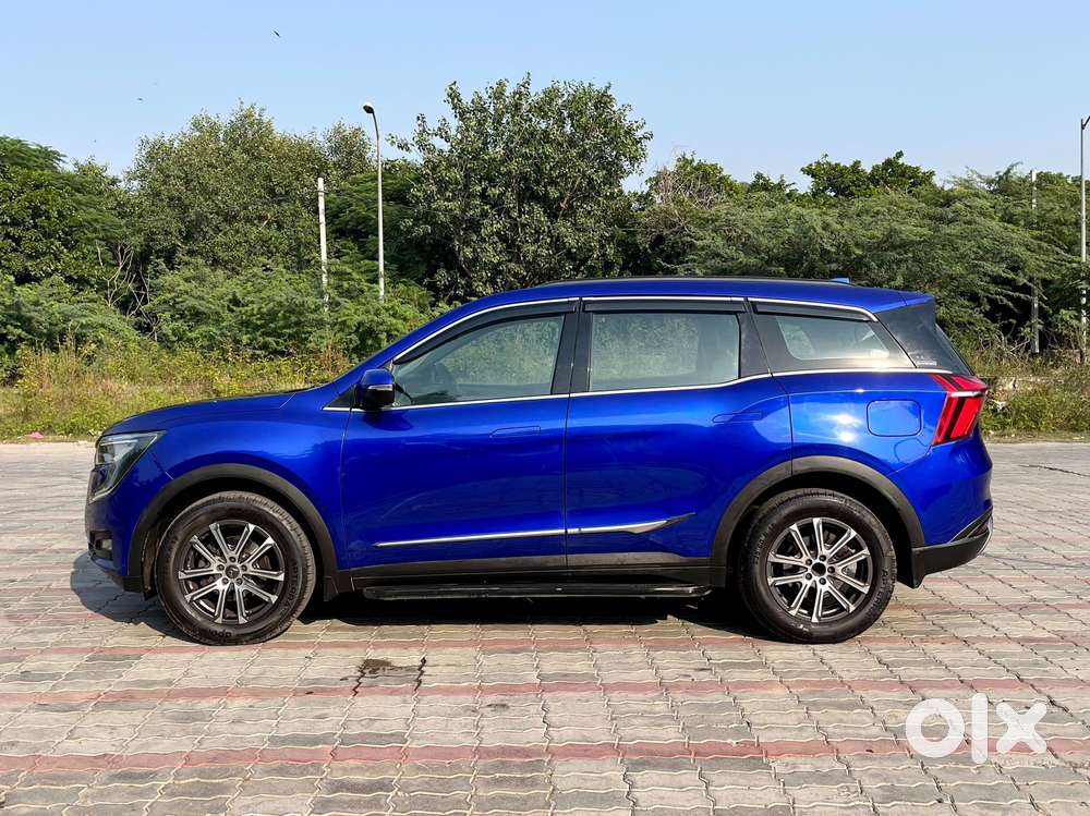 Mahindra Xuv700 2.0 Ax 7 Petrol Mt Str, 2022, Petrol