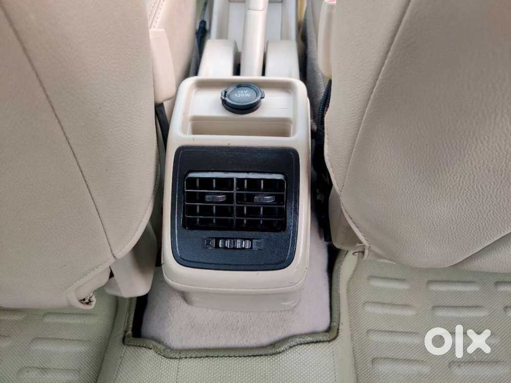 Maruti Suzuki Dzire 1.2 Zxi Amt, 2017, Petrol