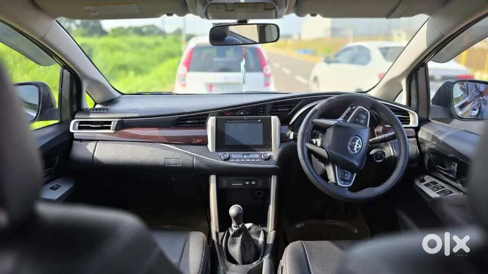Toyota Innova Crysta 2017 Diesel 170000 Km Driven Excellent Condition