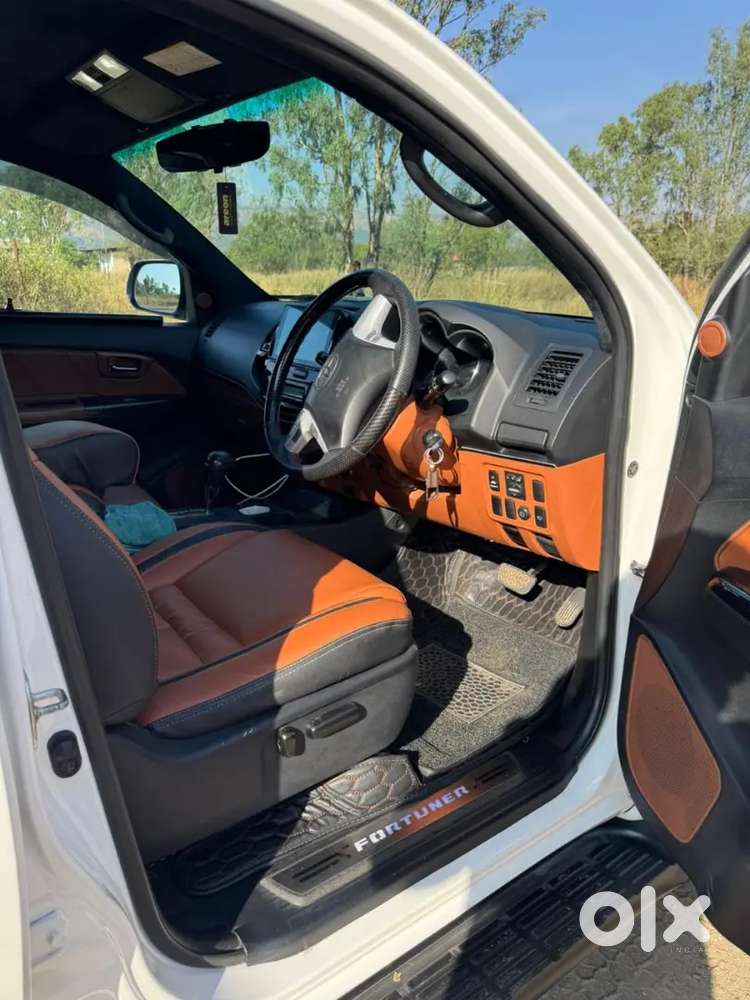 Toyota Fortuner Automatic 2012 Diesel 169000 Km Driven