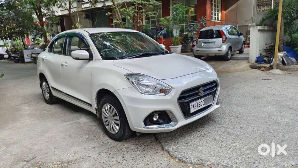 Maruti Suzuki Dzire 1.2 Vxi, 2022, Petrol
