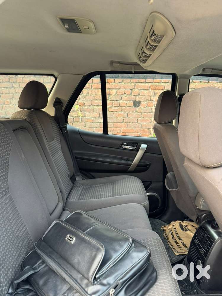 Tata Safari Storme 2015 Diesel 66000 Km Driven