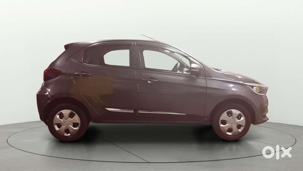 Tata Tiago 1.2 Revotron Xt Cng, 2022, Cng & Hybrids