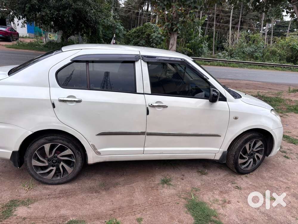 Maruti Suzuki Dzire 2010