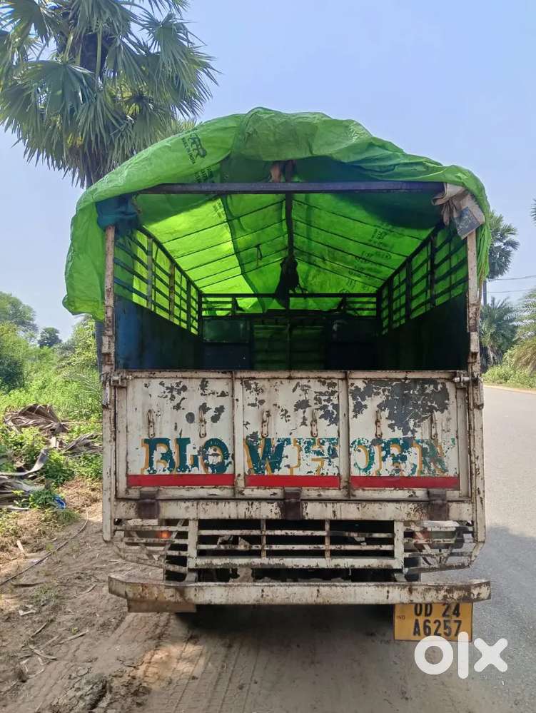 Mahindra Bolero Maxi Truck 2014