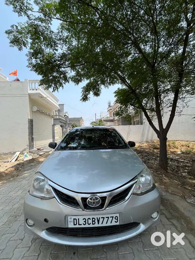 Toyota Etios Liva 2012