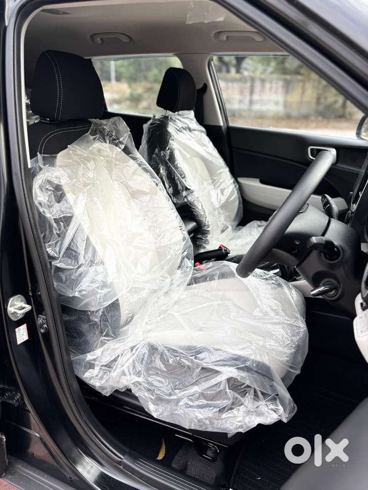 Hyundai Venue S 1.2 Petrol, 2025, Cng & Hybrids