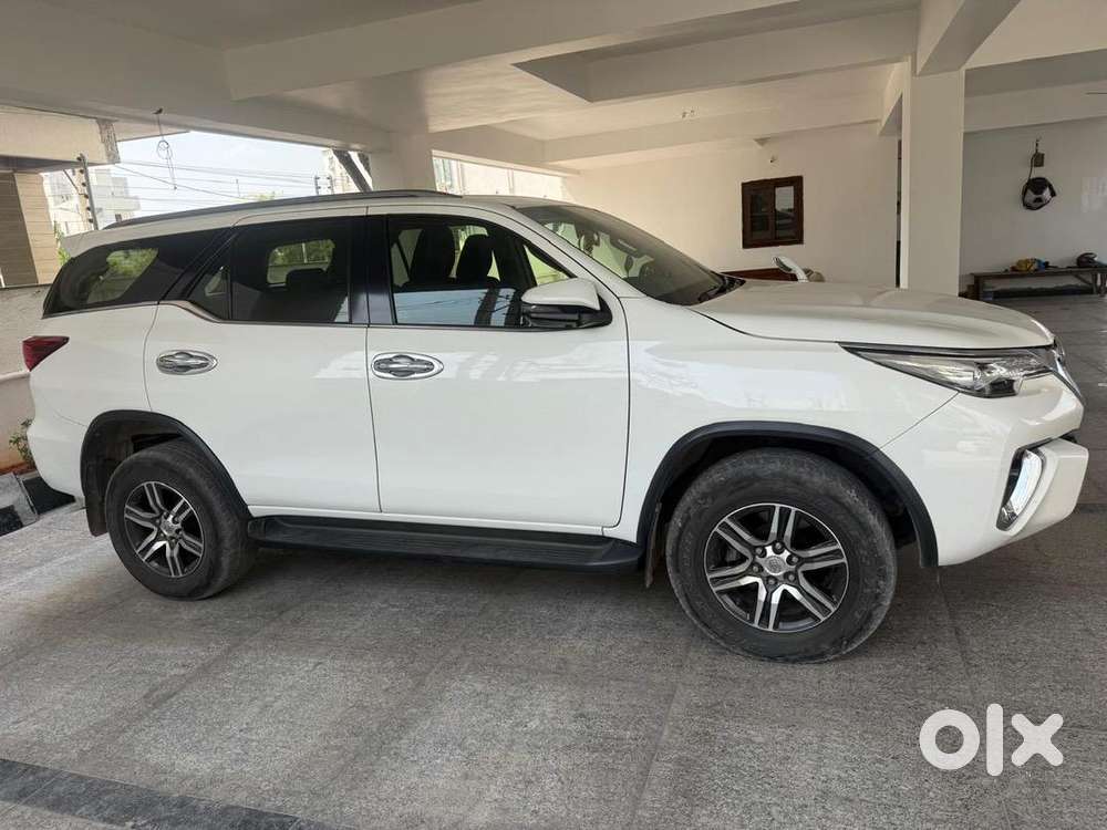 Toyota Fortuner 2017 Diesel 82000 Km Driven