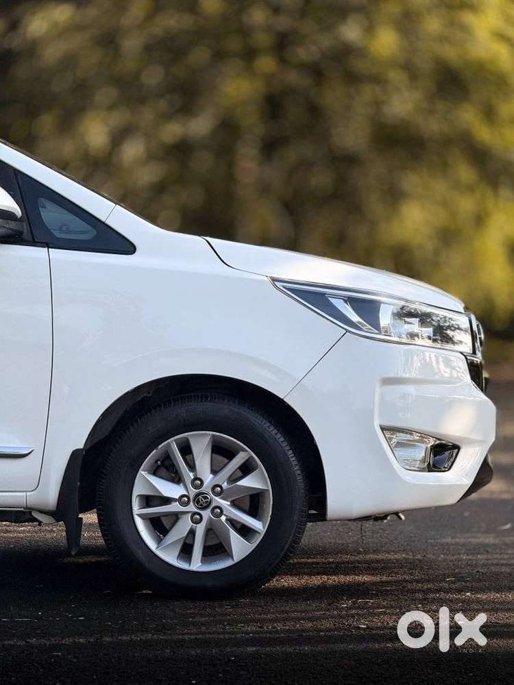 Toyota Innova Crysta 2.4 G Mt, 2018, Diesel