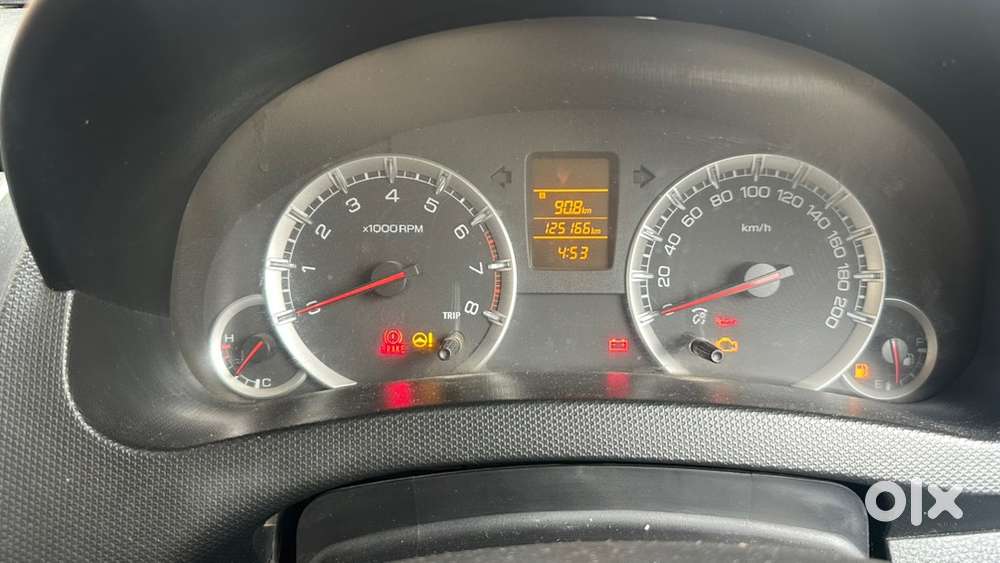 Swift Maruti Suzuki 2012