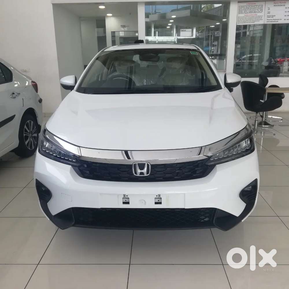 Honda City Zx 2025 Petrol Well Maintained