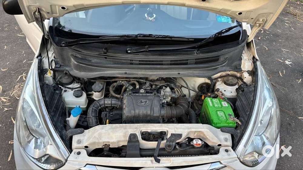 2017 Hyundai Eon Era Petrol 2-seater
