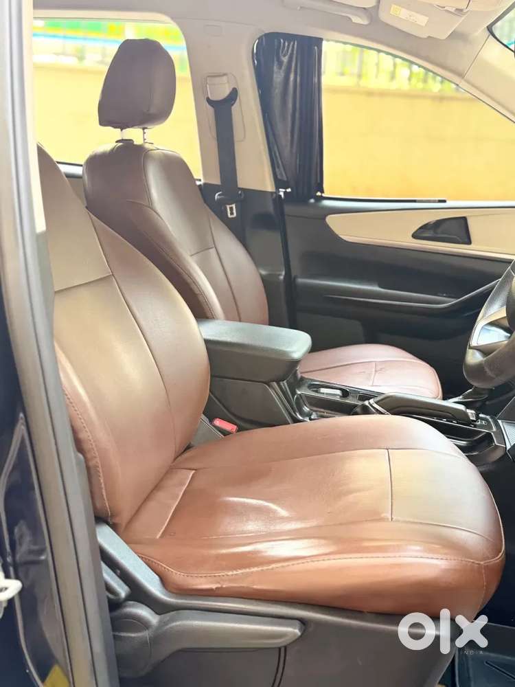 Mahindra Xuv700 2.2 Ax 5 Diesel At Str, 2023, Diesel