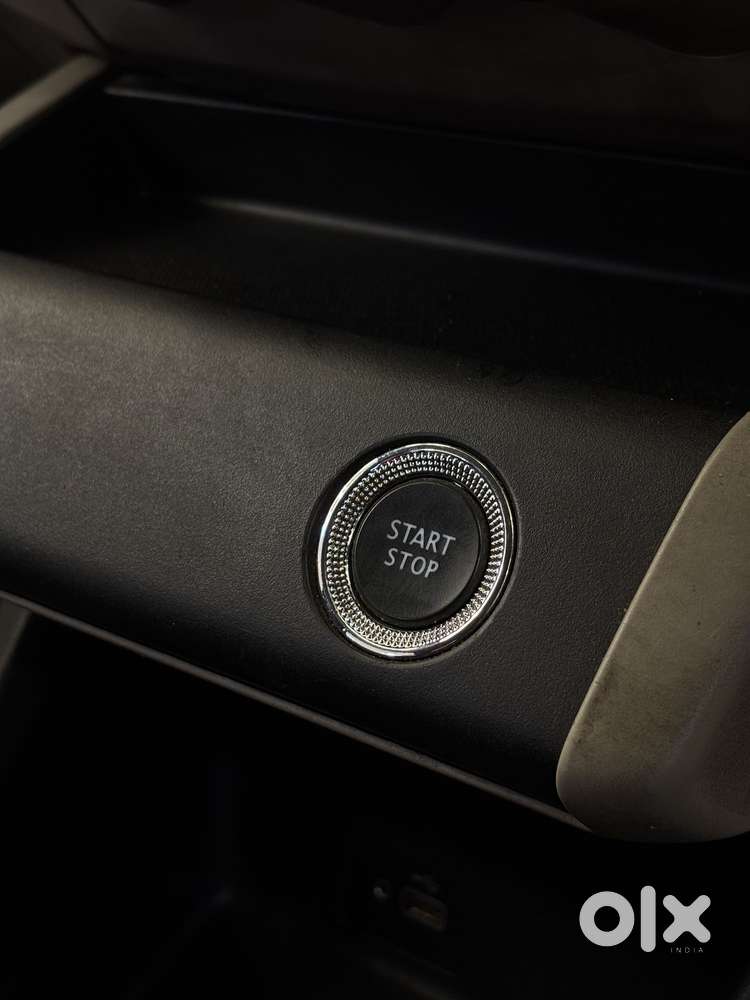 Renault Triber Rxt, 2022, Petrol