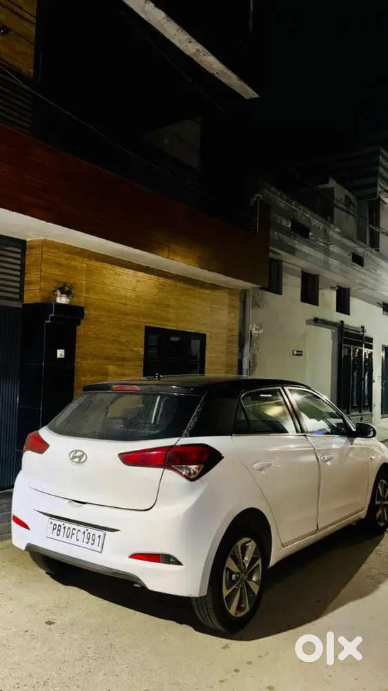Hyundai I20 Magna 2015 Diesel Car