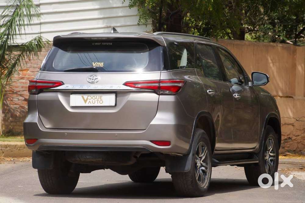 Toyota Fortuner 2.7 2wd At, 2017, Petrol