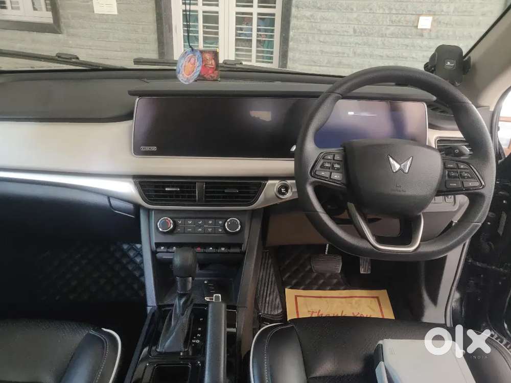 Mahindra Xuv700 Ax5 Petrol At  2024 Model 10k Km Excellent Condition