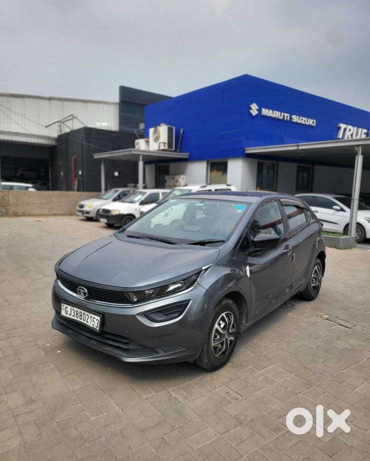 Tata Altroz 1.2 Xe, 2022, Petrol