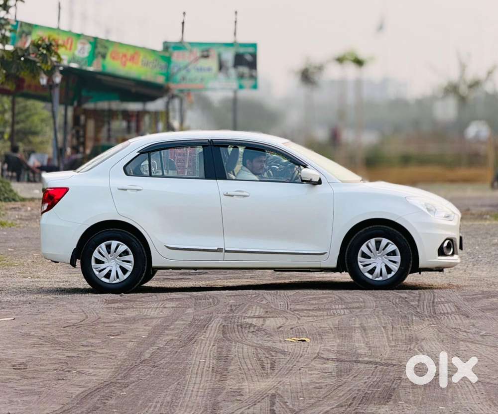 Maruti Suzuki Swift Dzire 1.3 Vxi, 2021, Petrol