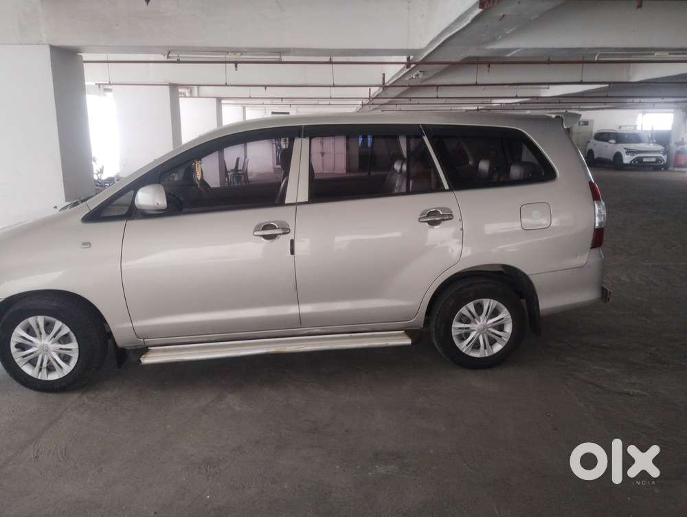 Toyota Innova 2.5 G (diesel) 7 Seater, 2012, Diesel