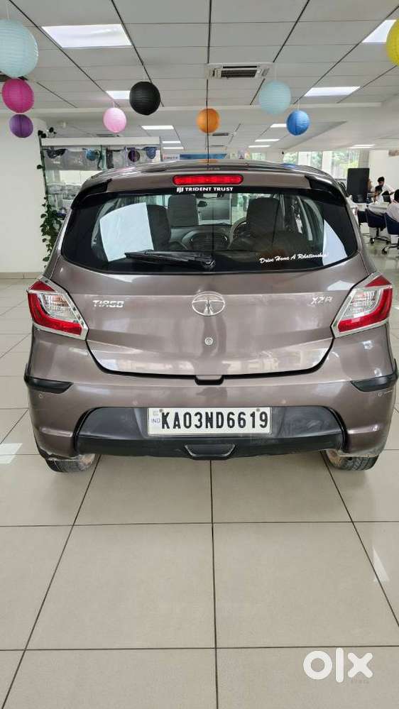 Tata Tiago Xza, 2018, Petrol