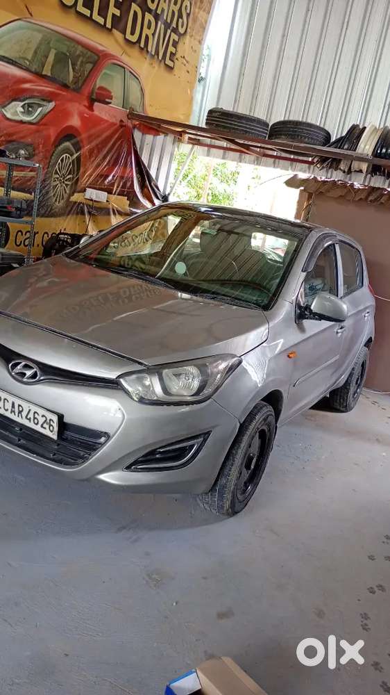 Hyundai I20 1.2 Era 2013 - Delhi Registration