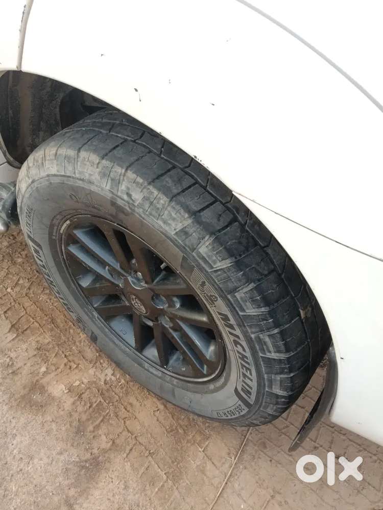 Toyota Fortuner 2016 Suv.
