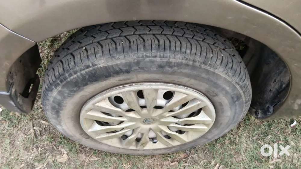 Maruti Suzuki Swift Dzire 1.3 Lxi, 2016, Petrol