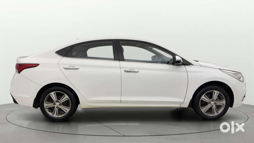 Hyundai Verna 1.6 Vtvt Sx, 2019, Petrol