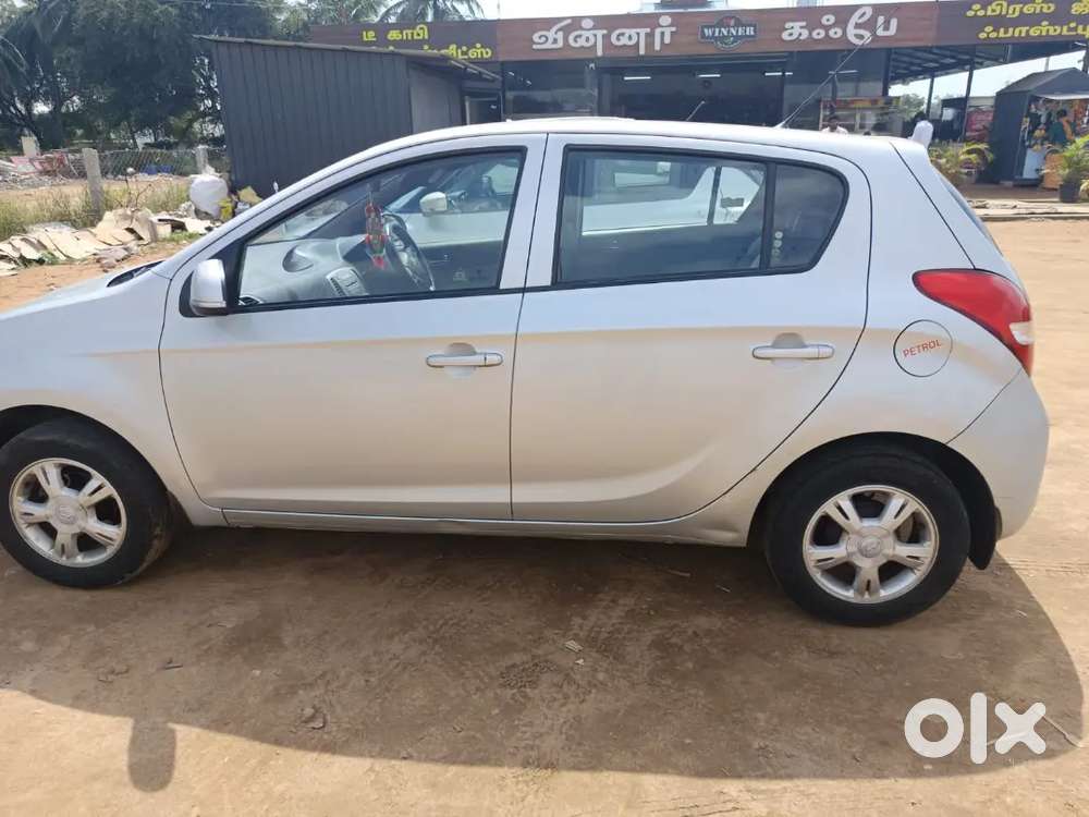 Hyundai I20 2010 Petrol Well Maintained