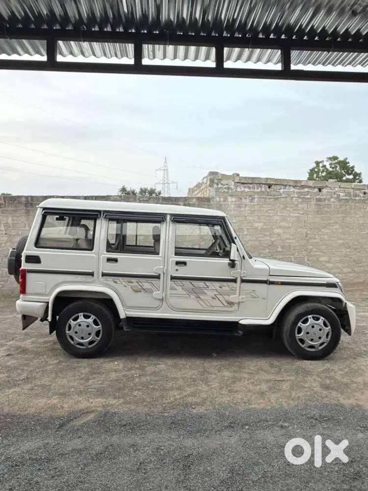 Mahindra Bolero 2016 कार
