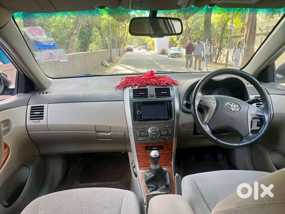 Toyota Corolla Altis 1.8 J, 2011, Petrol