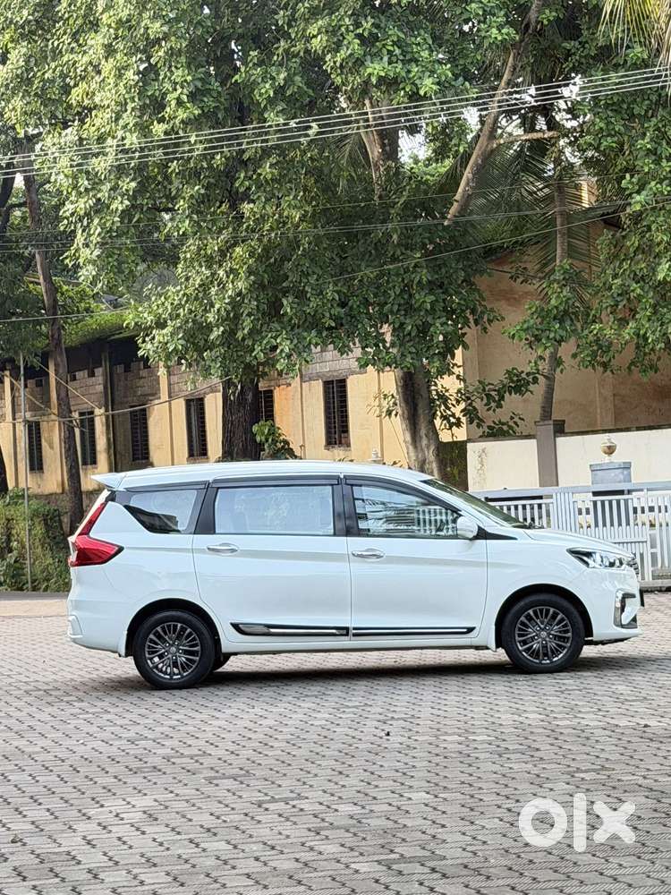 Maruti Suzuki Ertiga 1.5 Zxi Plus Shvs, 2019, Petrol
