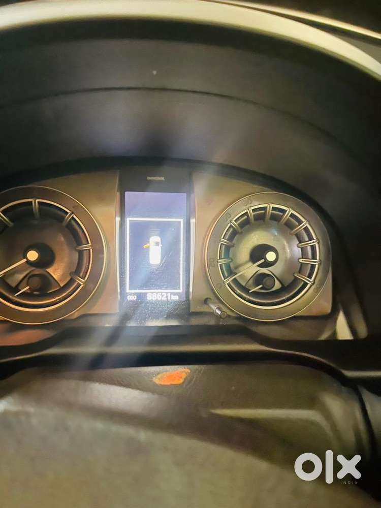 Toyota Innova Crysta 2022 Diesel Well Maintained