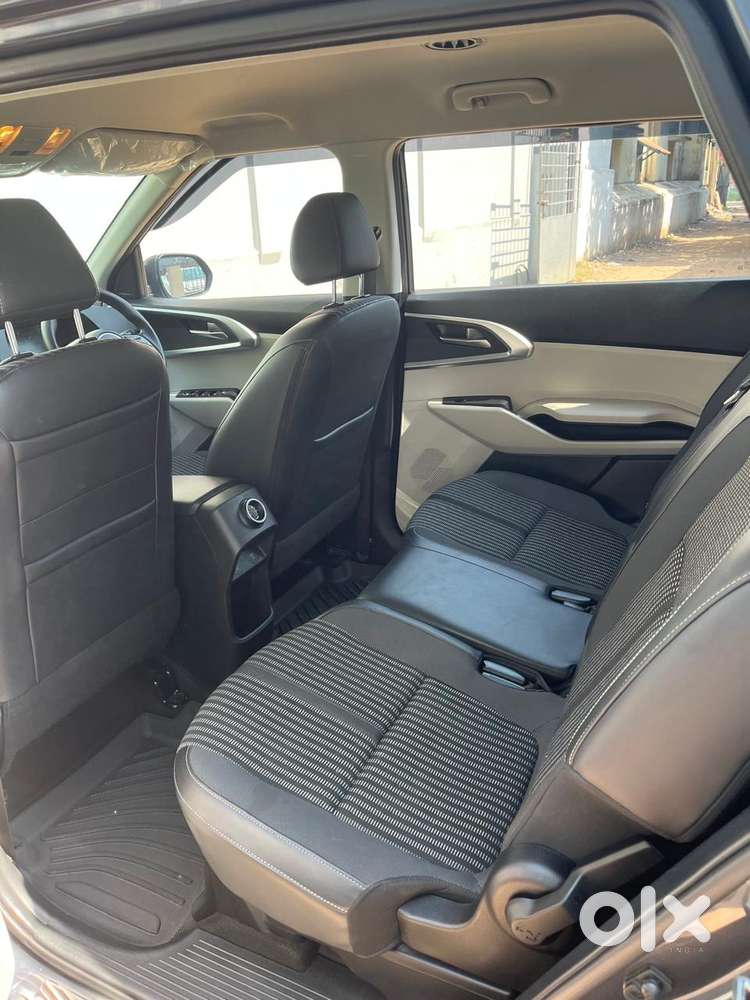 Kia Carens 1.4 Prestige 7 Str, 2023, Petrol