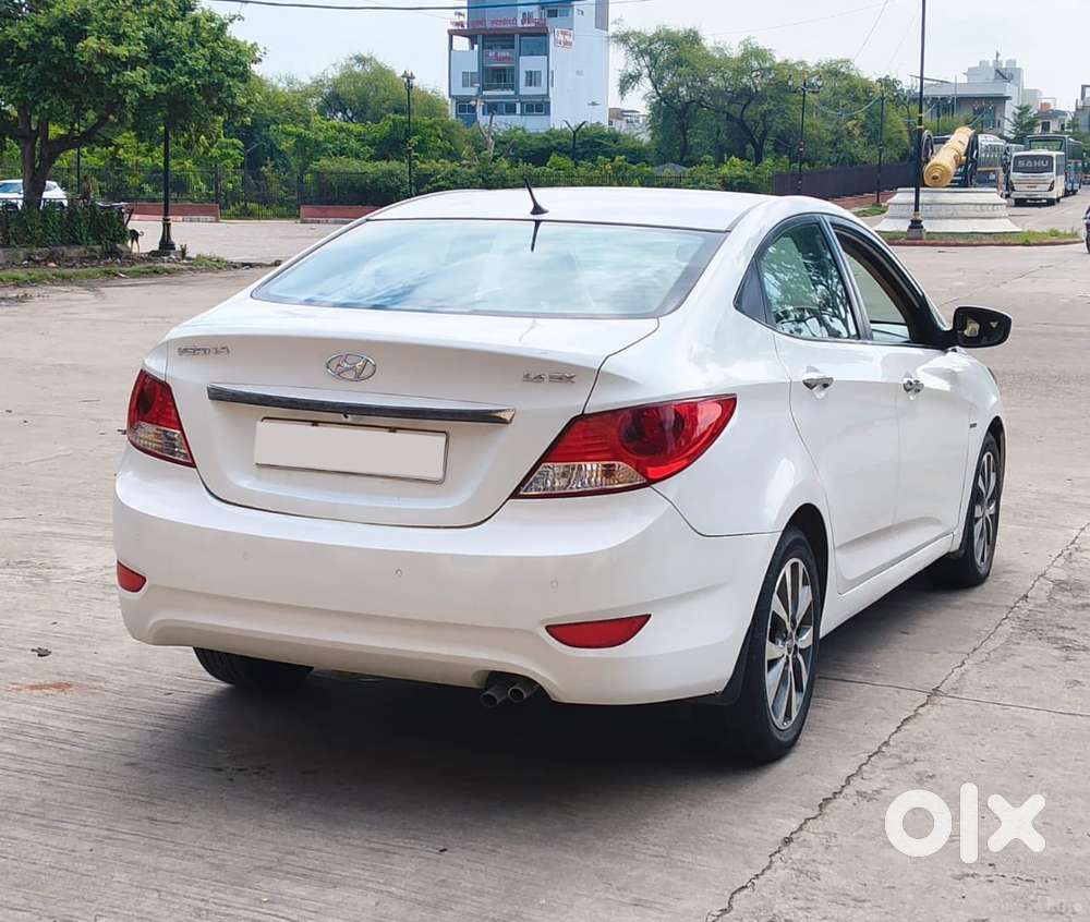 Hyundai Verna 1.6 Vtvt Sx, 2014, Petrol