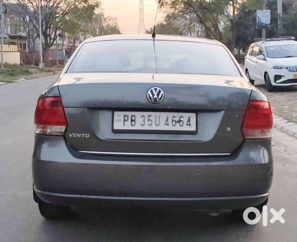 Volkswagen Vento 2010-2013 Petrol Highline, 2014, Petrol