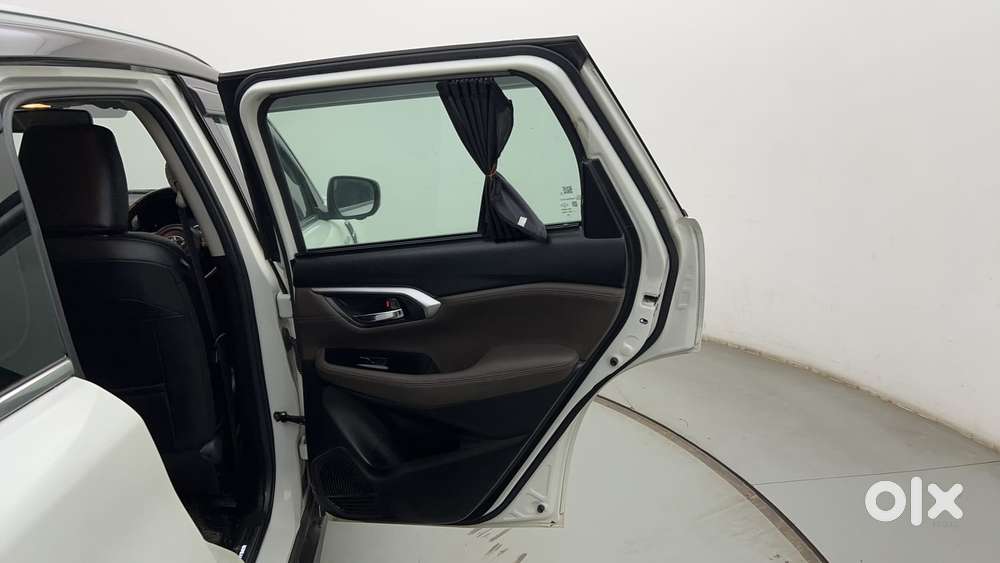 Toyota Urban Cruiser Hyryder V Hybrid Aero Edition, 2023