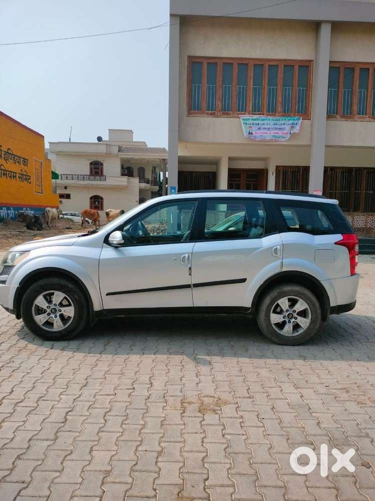 Mahindra Xuv500 W8 2016 Dual Tone