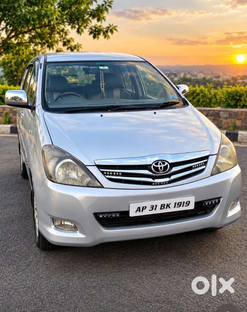 Toyota Innova 2.5 Vx 2010