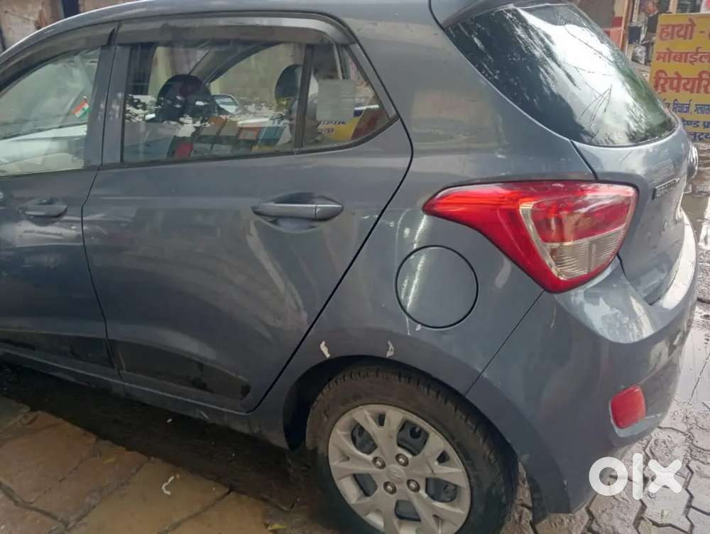 Hyundai Grand I10 2016 Petrol Well Maintained